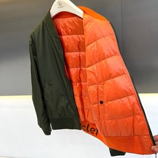 Mon蒙口【鹅绒】、2026秋冬新品双面穿飞行羽绒夹克。 秋冬衣橱的“王炸”终于来了!一面沉稳一面炸街,这件双面穿直接封 Mon蒙口【鹅绒】、2026秋冬新品双面穿飞行羽绒夹克。 秋冬衣橱的“王炸”终于来了!一面沉稳一面炸街,这件双面穿直接封