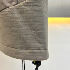 Canada Goose/加拿大鹅、2026秋冬新品立领拼接机能马甲。 秋日叠穿天花板,这件真的藏不住了! 立领设计拉长 Canada Goose/加拿大鹅、2026秋冬新品立领拼接机能马甲。 秋日叠穿天花板,这件真的藏不住了! 立领设计拉长