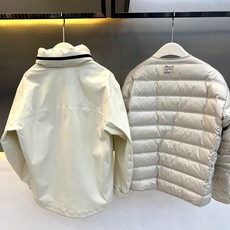 Loro Piana诺悠翩雅、2026秋冬新品可拆卸三合一羽绒服冲锋衣外套。 秋冬王炸组合来了!一件顶两件,实穿度直接拉 Loro Piana诺悠翩雅、2026秋冬新品可拆卸三合一羽绒服冲锋衣外套。 秋冬王炸组合来了!一件顶两件,实穿度直接拉