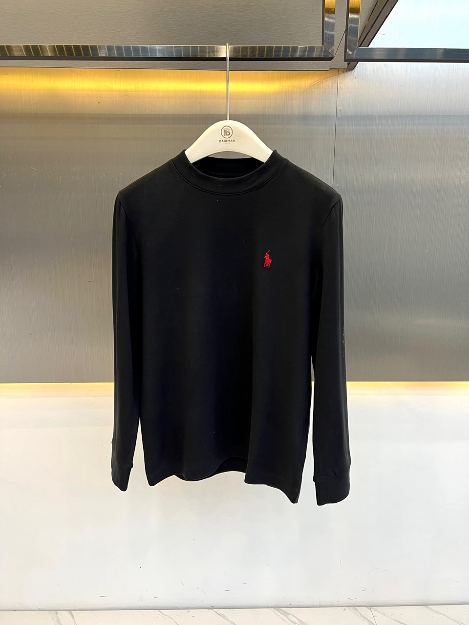 Polo Ralph Lauren拉夫劳伦、2026秋冬新品男士小马标长袖打底衫。 秋天内搭这件，高级感直接拉满！ 剪裁