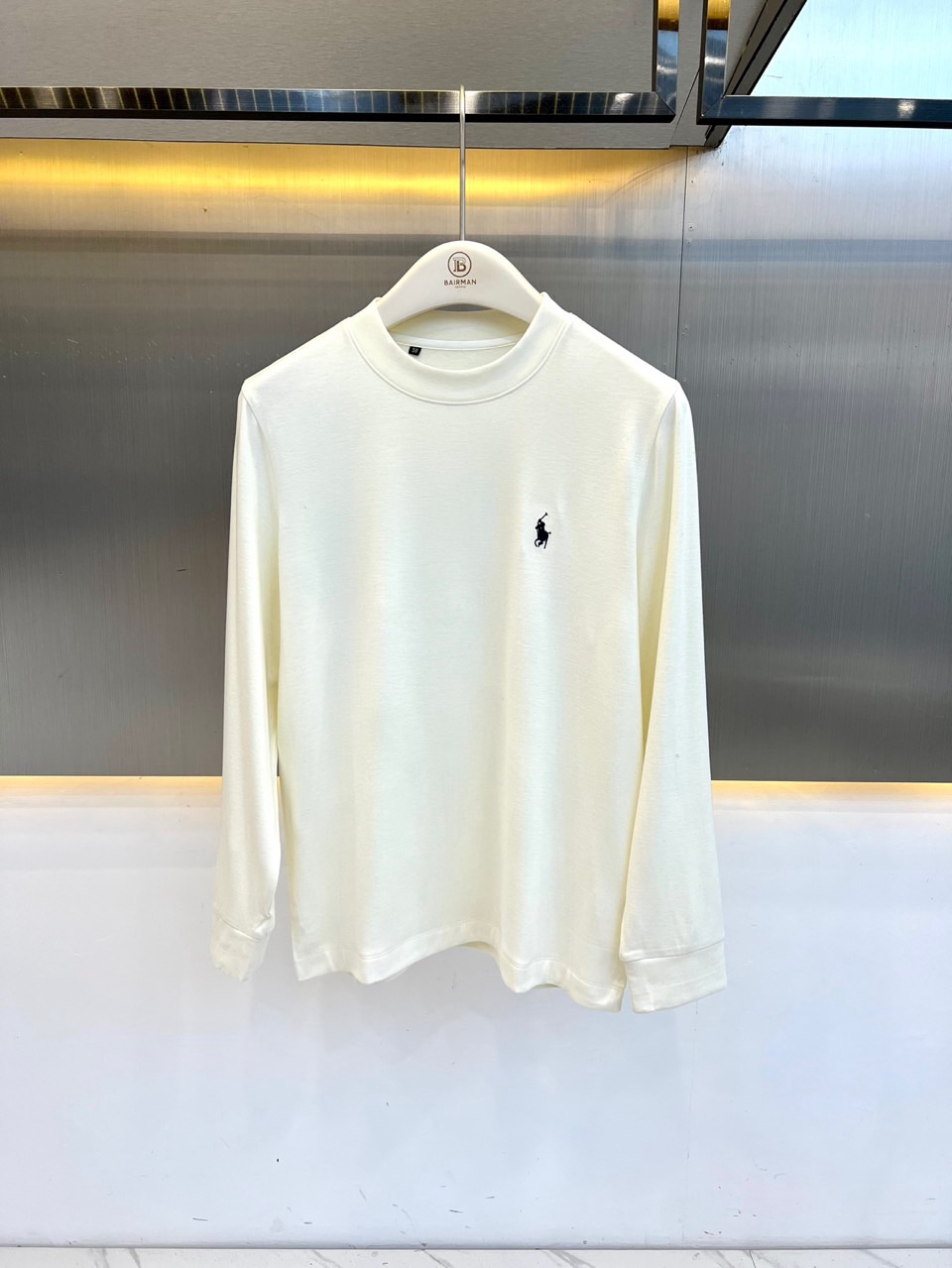 Polo Ralph Lauren拉夫劳伦、2026秋冬新品男士小马标长袖打底衫。 秋天内搭这件，高级感直接拉满！ 剪裁