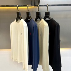Polo Ralph Lauren拉夫劳伦、2026秋冬新品男士小马标长袖打底衫。 秋天内搭这件,高级感直接拉满! 剪裁 Polo Ralph Lauren拉夫劳伦、2026秋冬新品男士小马标长袖打底衫。 秋天内搭这件,高级感直接拉满! 剪裁