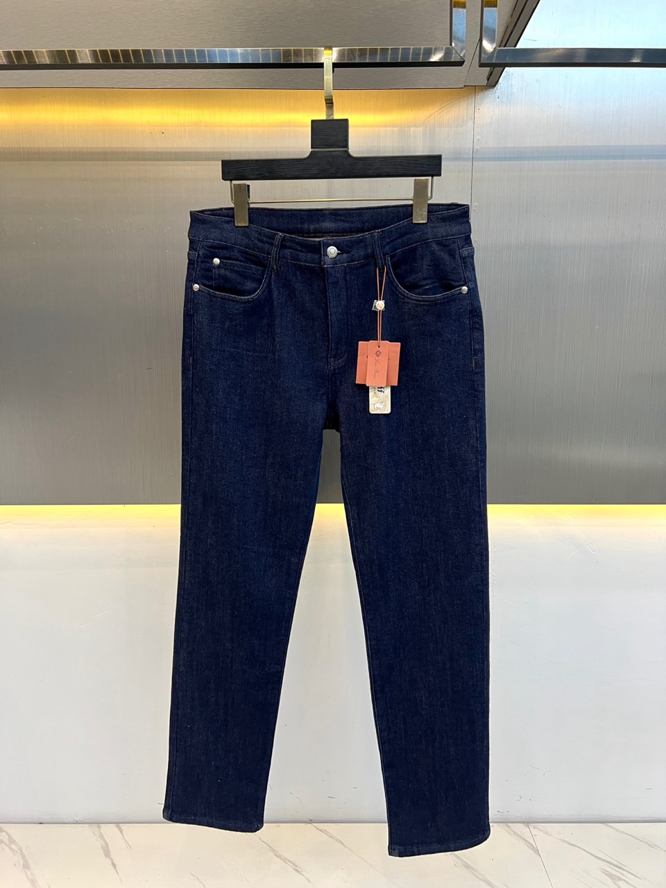 【高定奢级】Loro Piana 【羊绒】丹宁牛仔裤 Loro Piana今年秋冬最火🔥🔥130支羊毛牛仔裤，市面稀缺！