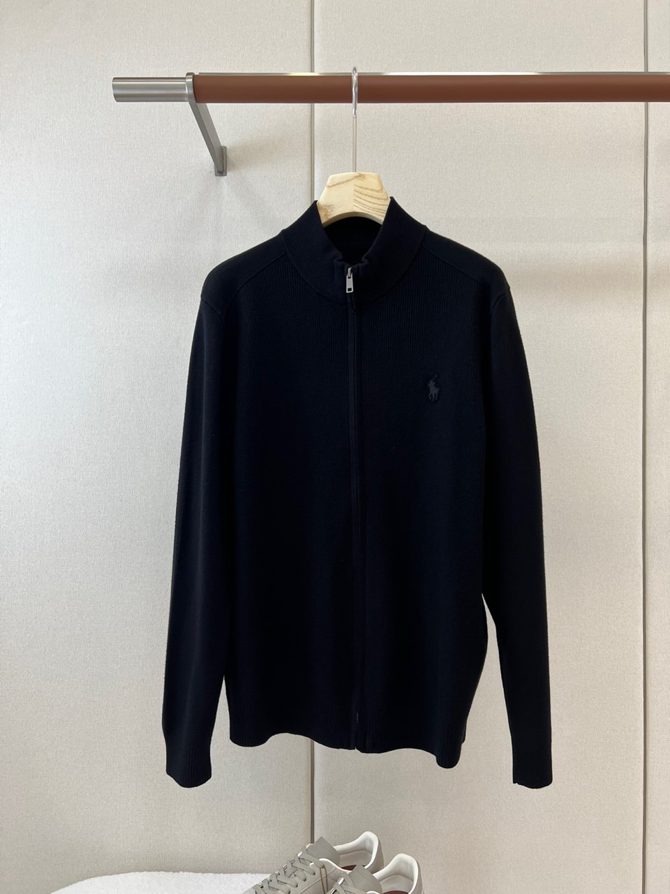Polo Ralph Lauren拉夫劳伦、2026秋冬新品羊毛针织开衫。 秋冬质感直接拉满！这件才是男人衣柜里的硬货 
