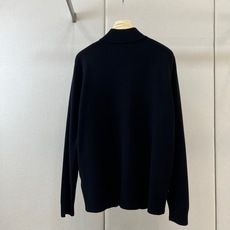 Polo Ralph Lauren拉夫劳伦、2026秋冬新品羊毛针织开衫。 秋冬质感直接拉满!这件才是男人衣柜里的硬货 Polo Ralph Lauren拉夫劳伦、2026秋冬新品羊毛针织开衫。 秋冬质感直接拉满!这件才是男人衣柜里的硬货