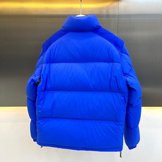 Mon蒙口【顶级版一衣多穿】2026秋冬新品双面穿袖子可拆卸立领羽绒服。 简约轻奢通勤风,版型利落不臃肿,能修饰肩宽、藏 Mon蒙口【顶级版一衣多穿】2026秋冬新品双面穿袖子可拆卸立领羽绒服。 简约轻奢通勤风,版型利落不臃肿,能修饰肩宽、藏