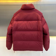 Mon蒙口【顶级版一衣多穿】2026秋冬新品双面穿袖子可拆卸立领羽绒服。 简约轻奢通勤风,版型利落不臃肿,能修饰肩宽、藏 Mon蒙口【顶级版一衣多穿】2026秋冬新品双面穿袖子可拆卸立领羽绒服。 简约轻奢通勤风,版型利落不臃肿,能修饰肩宽、藏