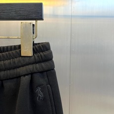 Polo Ralph Lauren拉夫劳伦、2026秋冬新品垂感阔腿卫裤。 一条就能搞定日常所有穿搭! 简约轻奢休闲风, Polo Ralph Lauren拉夫劳伦、2026秋冬新品垂感阔腿卫裤。 一条就能搞定日常所有穿搭! 简约轻奢休闲风,