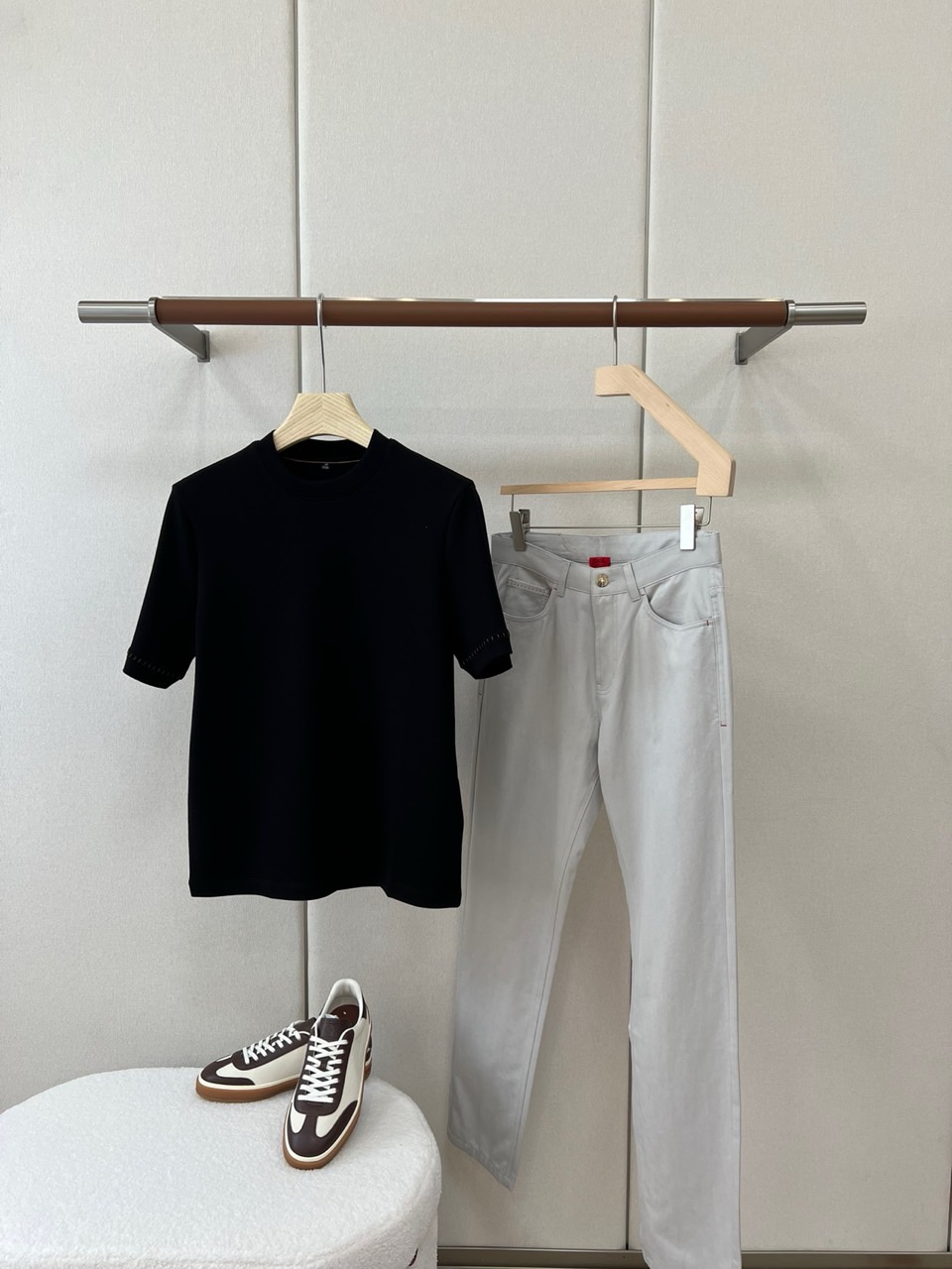 Brunello Cucinelli-BC、2026秋冬新品棉羊毛混纺中袖打底衫内搭。 早秋质感升级，一件顶十件！ 极简