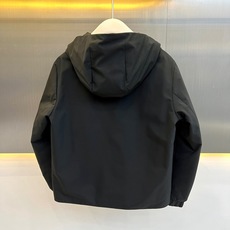 Mon蒙口【鹅绒】、连帽羽绒服夹克外套 连帽设计兼顾防风与随性。微阔剪裁优化头肩比,显肩宽且藏肉于无形。内搭高领或衬衫, Mon蒙口【鹅绒】、连帽羽绒服夹克外套 连帽设计兼顾防风与随性。微阔剪裁优化头肩比,显肩宽且藏肉于无形。内搭高领或衬衫,