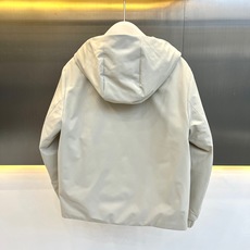 Mon蒙口【鹅绒】、连帽羽绒服夹克外套 连帽设计兼顾防风与随性。微阔剪裁优化头肩比,显肩宽且藏肉于无形。内搭高领或衬衫, Mon蒙口【鹅绒】、连帽羽绒服夹克外套 连帽设计兼顾防风与随性。微阔剪裁优化头肩比,显肩宽且藏肉于无形。内搭高领或衬衫,