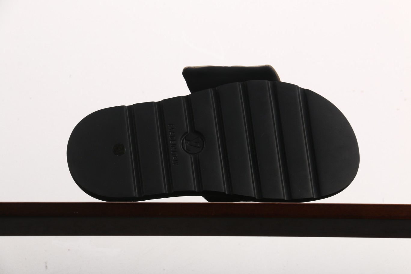 LOUIS VUITTON | Louis Vuitton 2024 Spring and Summer Latest Popular Velcro Series Couples Thick-soled Slippers