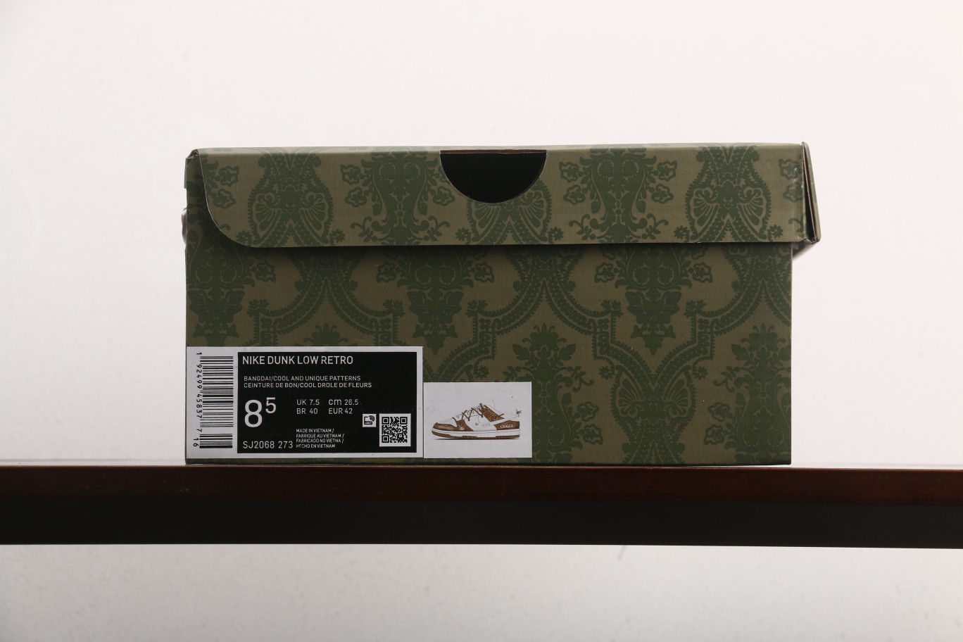 福利特价
Nk SB Dunk Low 古驰联名-黄牛仔暗纹白勾 周年高端定制 低帮休闲板鞋 SJ206