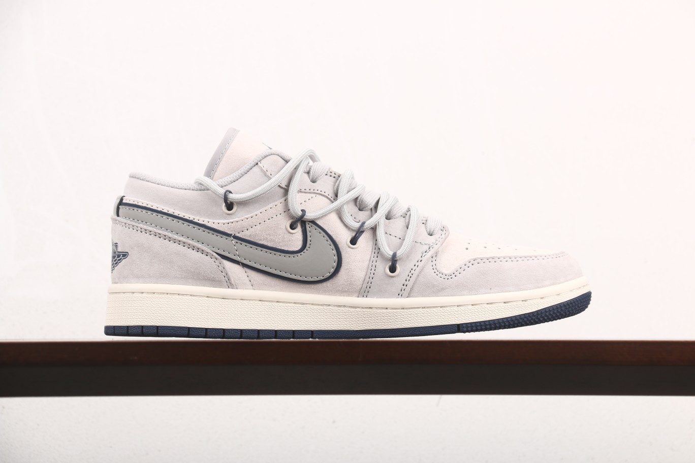 福利特价
 Air Jordan 1 Low AJ1 乔1 Bape联名-灰蓝抽绳 高端定制 低帮复古篮