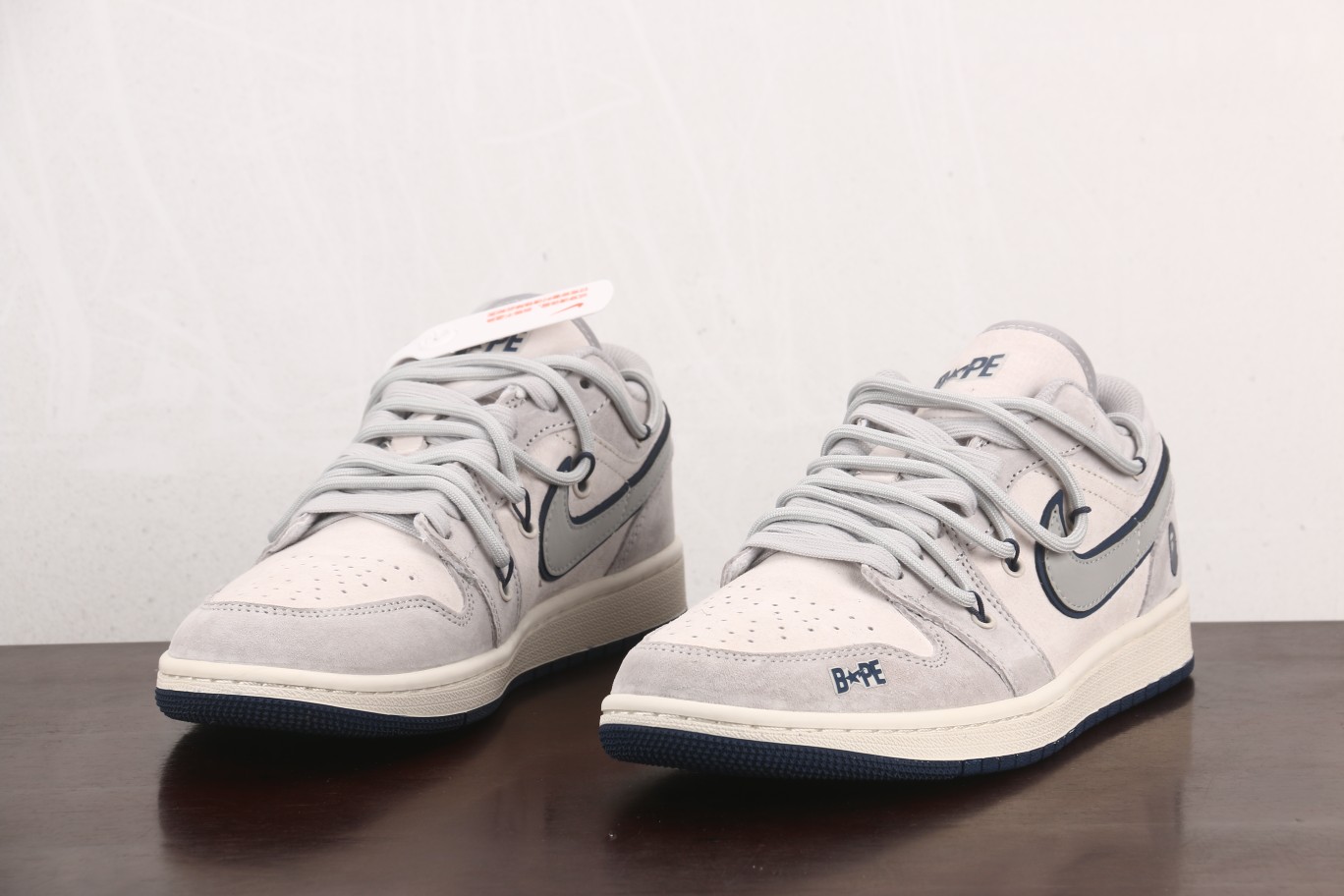 福利特价
 Air Jordan 1 Low AJ1 乔1 Bape联名-灰蓝抽绳 高端定制 低帮复古篮