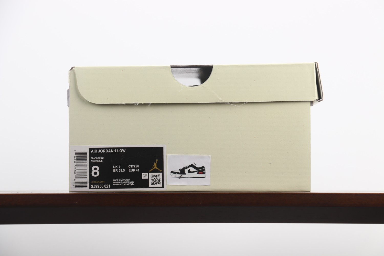 福利特价
Air Jordan 1 Low AJ1 乔1 Supreme联名-黑白双拼 高端定制 低帮复
