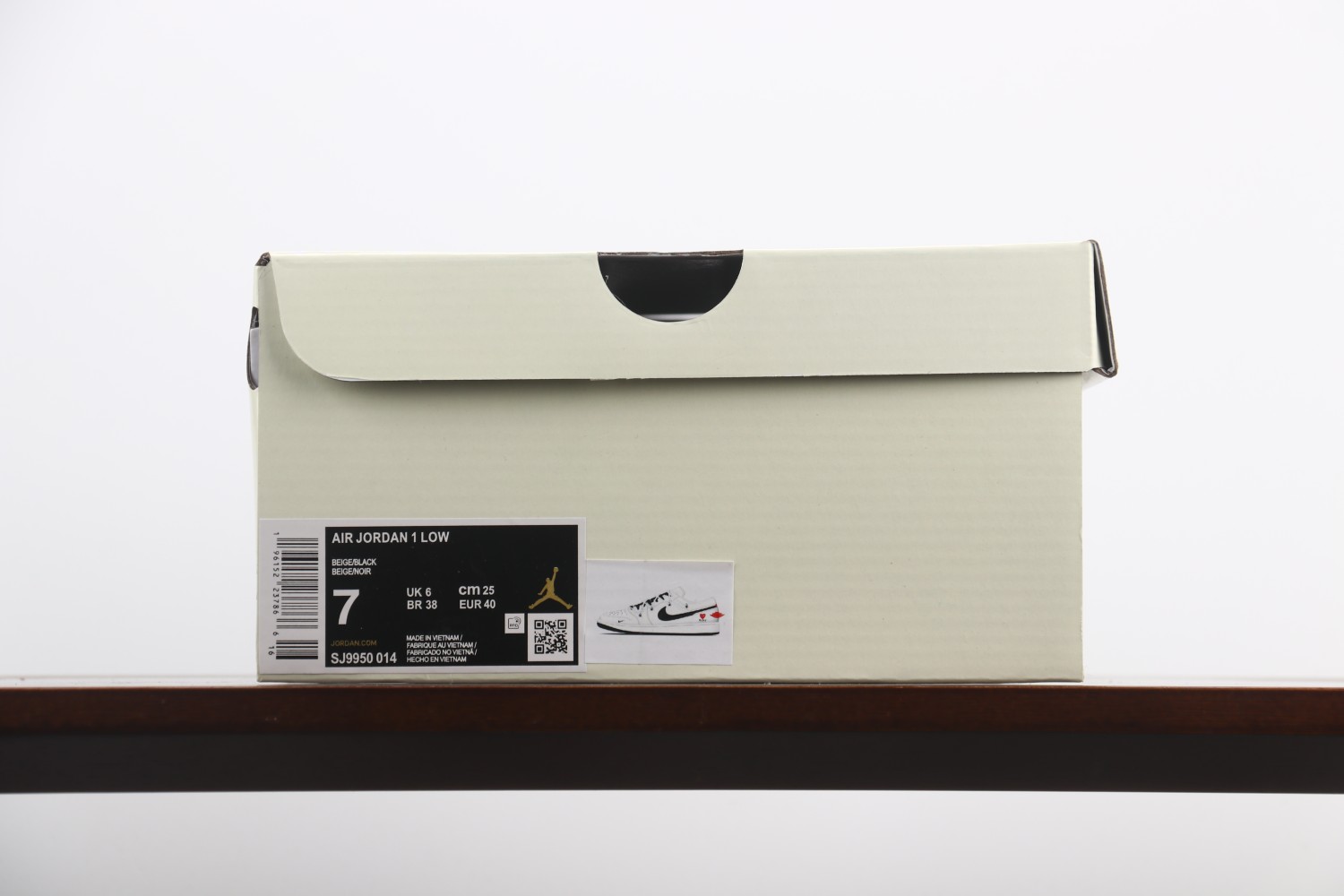 福利特价
Air Jordan 1 Low OG 高端定制
川久保玲米白黑解构绑带 大厂纯原工艺
原楦原