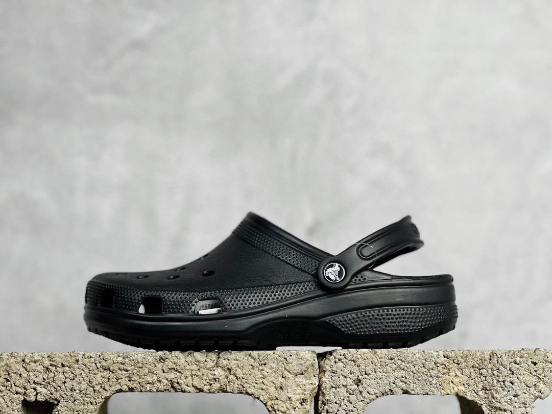 图片[2]-成人版， 新货🚀#东莞原厂 欧洲订单 无盒软包 Crocs 卡骆驰 明星上脚同款 经夏季经典两用沙滩洞洞鞋 凉鞋拖鞋 透明防水袋包装 注意配件需单独购买 同步官方尺码：M3（34-35）M4（36-37） M5（37-38）M6（38-39）M7（39-40）M8（41-42）M9（42-43）M10（43-44）M11（45-46）标准码 后③图M3-M7-选品中心