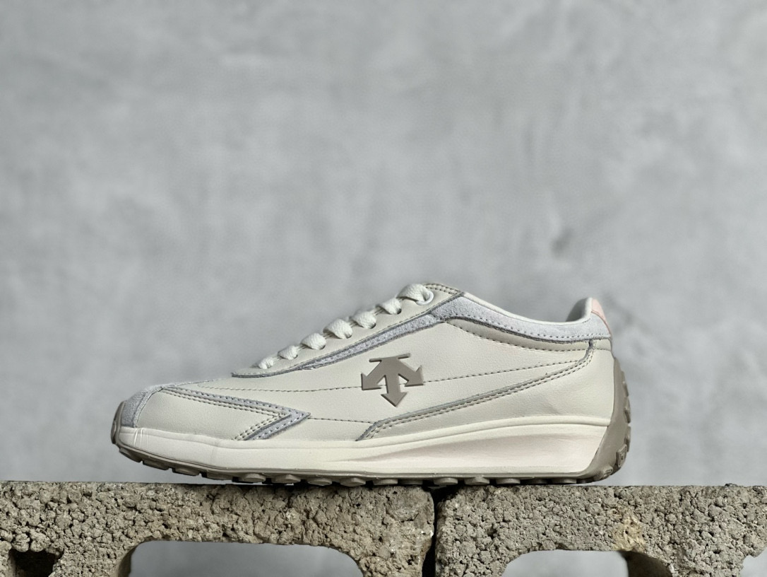 迪桑特DESCENTE Sport Style系列 CHRON RACER复古风运动休闲鞋