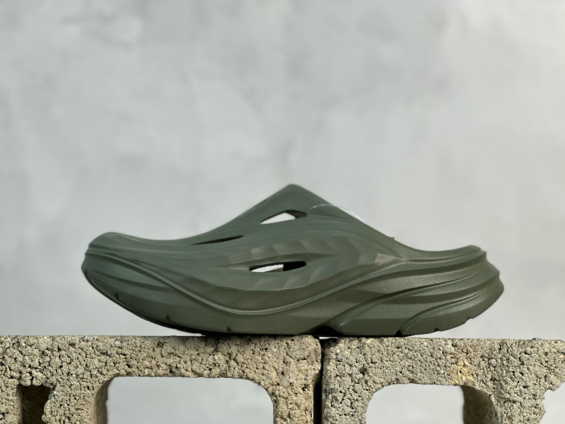 130 F9 Hoka One One夏奥拉Mule户外缓震拖鞋