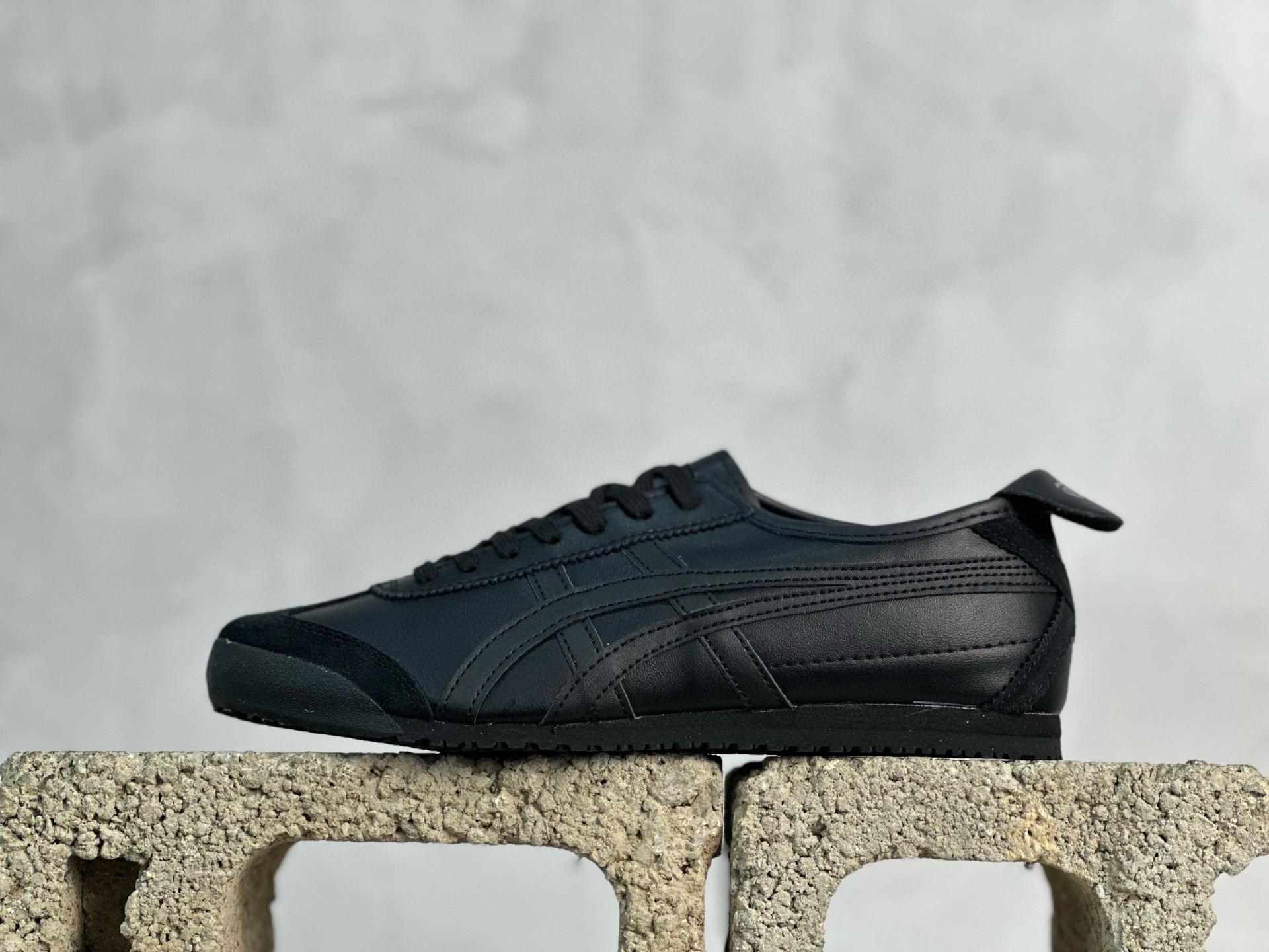 ASICS Tiger Mexico 66 天猫专供 亚瑟士 原装头层皮 鬼冢虎阿斯克斯经典休闲跑鞋-莆田鞋,莆田鞋货源,高仿鞋,高仿鞋货源,安福档口,莆田高仿鞋,莆田鞋批发,高仿鞋批发,莆田高仿运动鞋,高仿运动鞋,莆田运动鞋 ASICS Tiger Mexico 66 天猫专供 亚瑟士 原装头层皮 鬼冢虎阿斯克斯经典休闲跑鞋