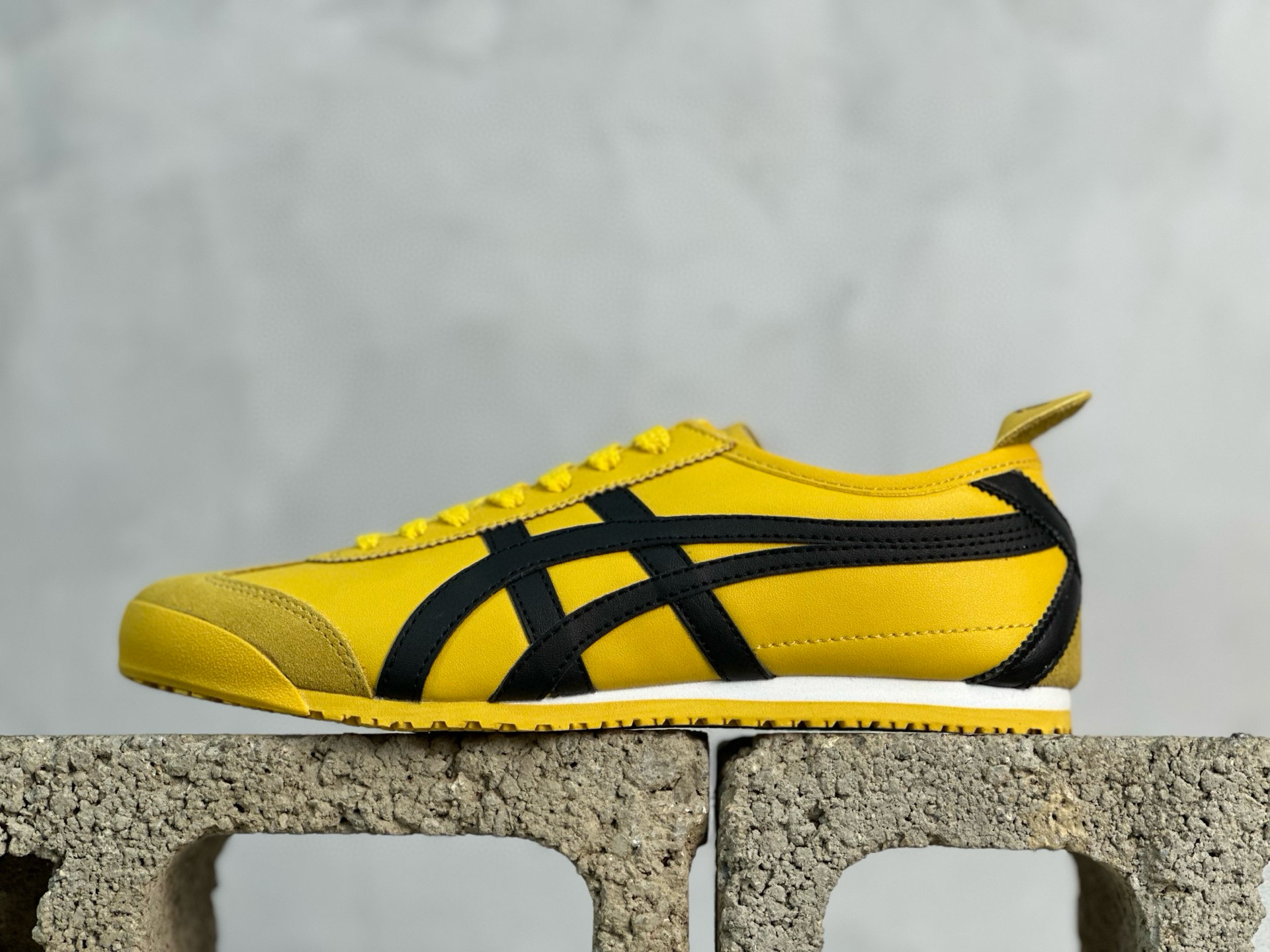 ASICS Tiger Mexico 66 天猫专供 亚瑟士 原装头层皮 鬼冢虎阿斯克斯经典休闲跑鞋-莆田鞋,莆田鞋货源,高仿鞋,高仿鞋货源,安福档口,莆田高仿鞋,莆田鞋批发,高仿鞋批发,莆田高仿运动鞋,高仿运动鞋,莆田运动鞋 ASICS Tiger Mexico 66 天猫专供 亚瑟士 原装头层皮 鬼冢虎阿斯克斯经典休闲跑鞋