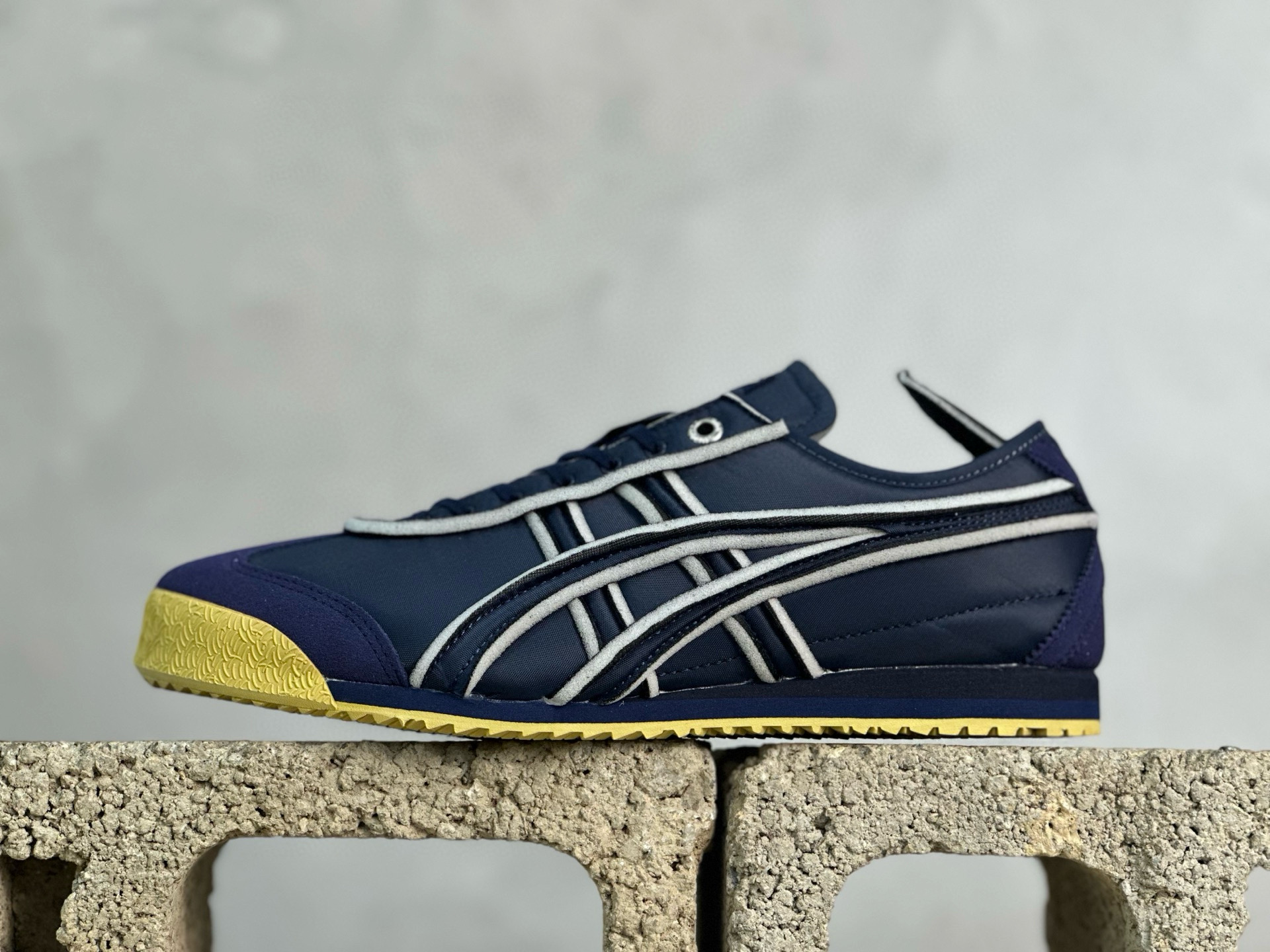 鬼塚虎/Onitsuka Tiger Mexico 66 SD 墨西哥升级版系列低帮复古经典虎爪百搭休闲皮革慢跑鞋