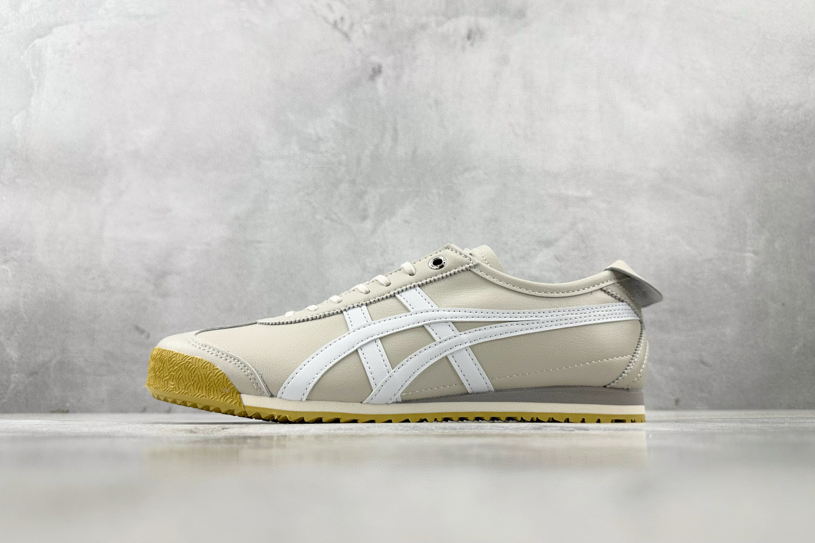 鬼塚虎/Onitsuka Tiger Mexico 66 SD 墨西哥升级版系列低帮复古经典虎爪百搭休闲皮革慢跑鞋