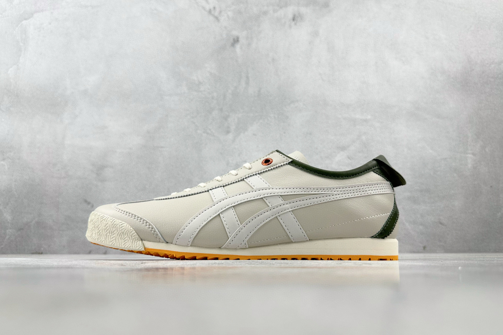 鬼塚虎/Onitsuka Tiger Mexico 66 SD 墨西哥升级版系列低帮复古经典虎爪百搭休闲皮革慢跑鞋