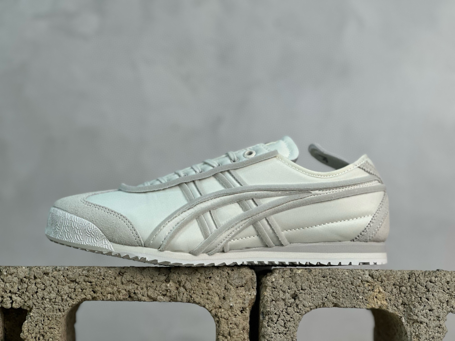鬼塚虎/Onitsuka Tiger Mexico 66 SD 墨西哥升级版系列低帮复古经典虎爪百搭休闲皮革慢跑鞋