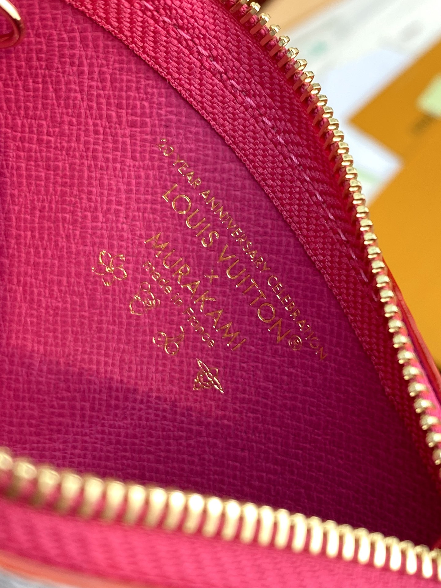  M13664 白彩！LV x TM 鑰匙零錢包、這款復刻版Louis Vuitton x Muraka