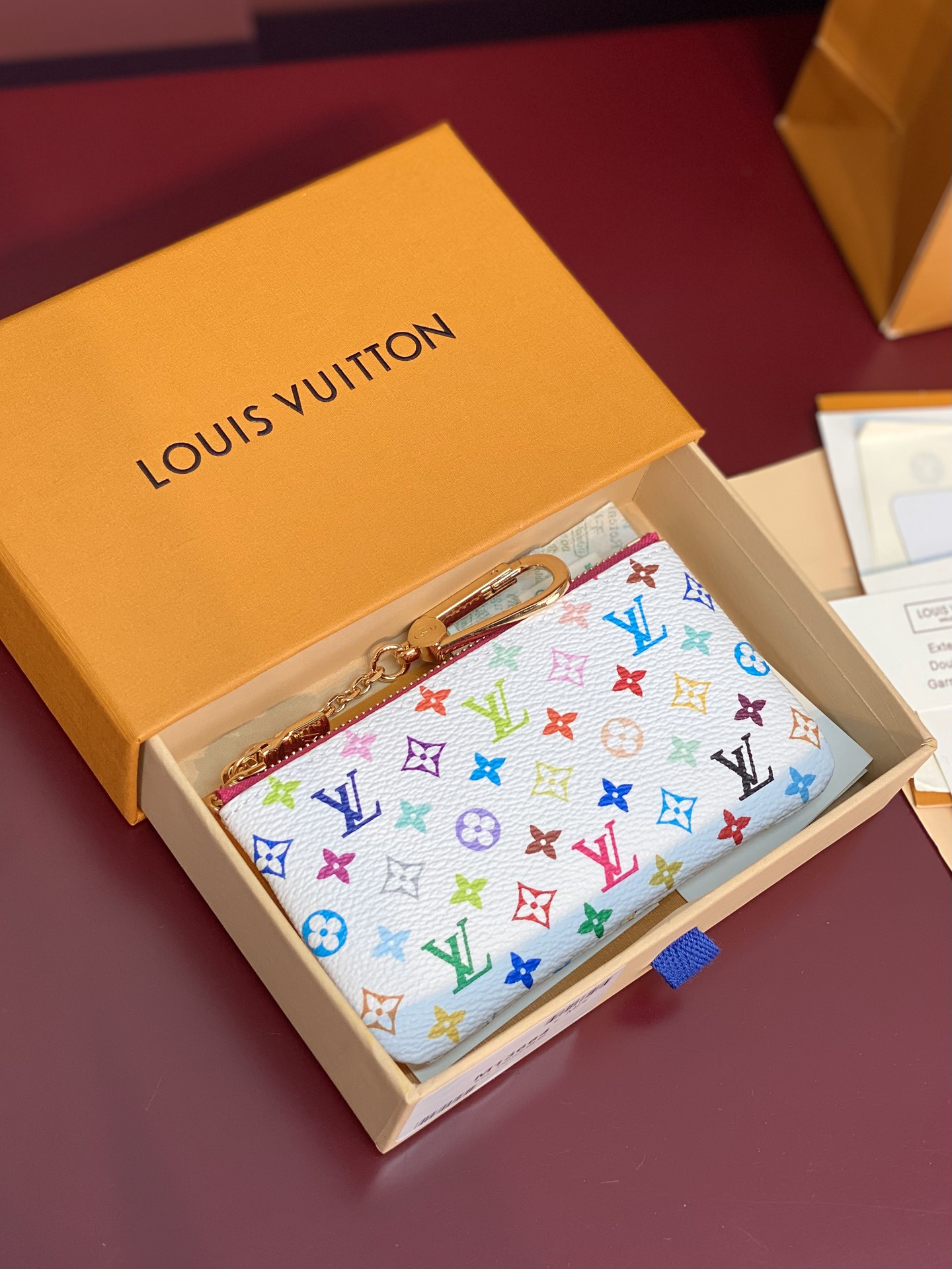  M13664 白彩！LV x TM 鑰匙零錢包、這款復刻版Louis Vuitton x Muraka