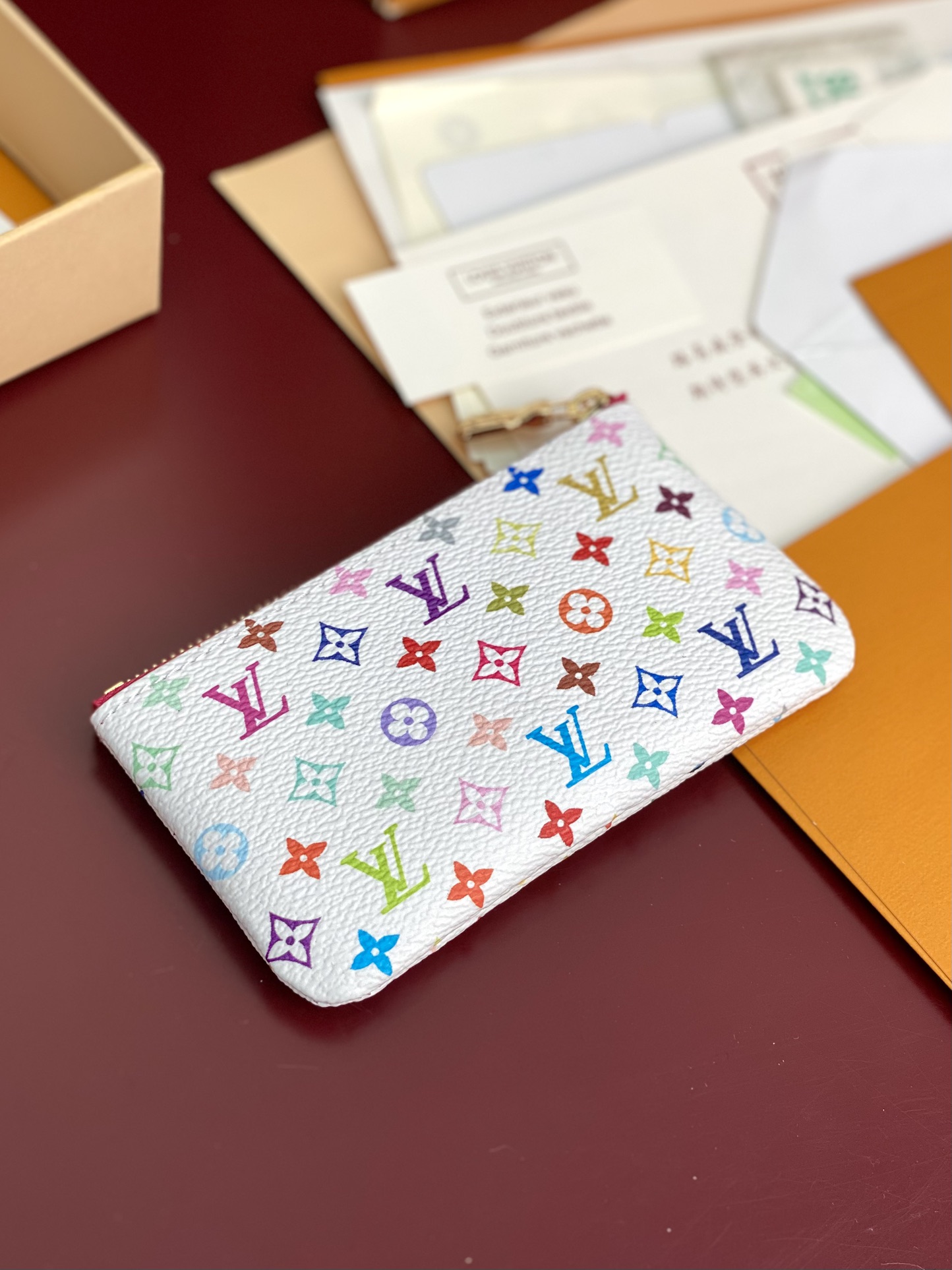  M13664 白彩！LV x TM 鑰匙零錢包、這款復刻版Louis Vuitton x Muraka