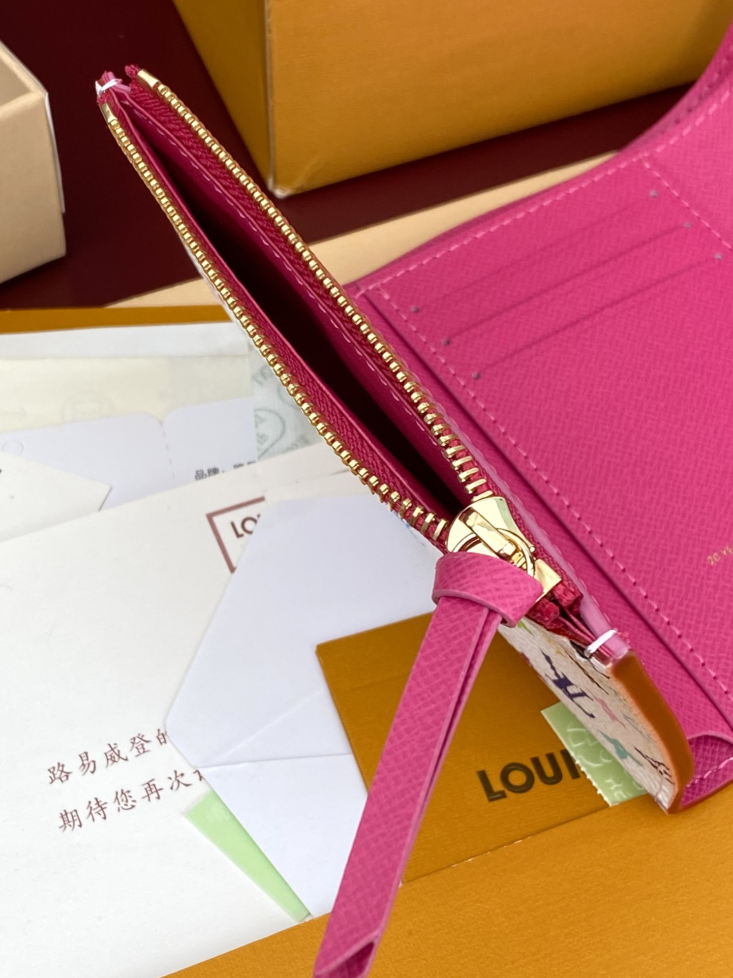  M14163 白彩！LV x TM Victorine 錢包、這款復刻版Louis Vuitton x
