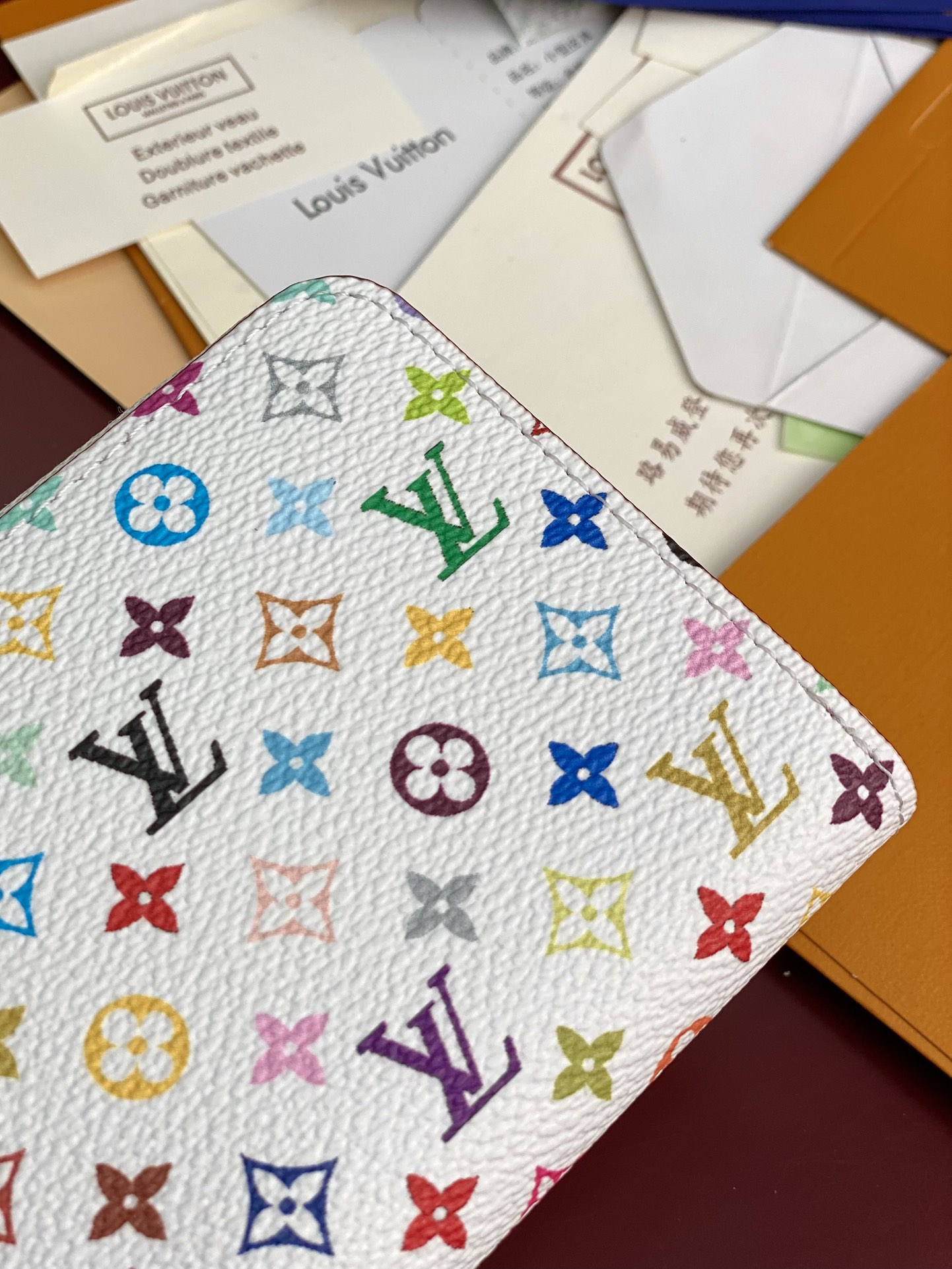  M13409 白彩！LV x TM 拉鏈零錢包、這款復刻版Louis Vuitton x Muraka