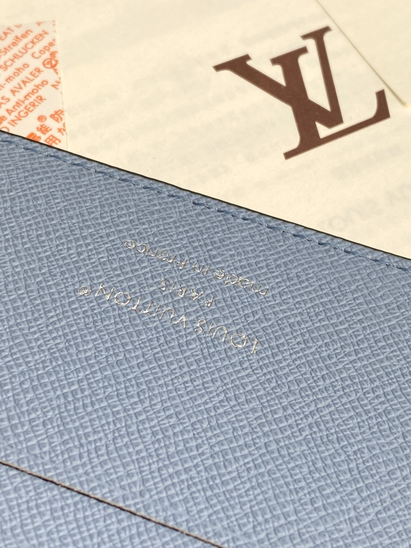  M14111 天空蓝！短夹、MUL TIPLE 此款钱夹Louis Vuitton HHI！ 系列设计