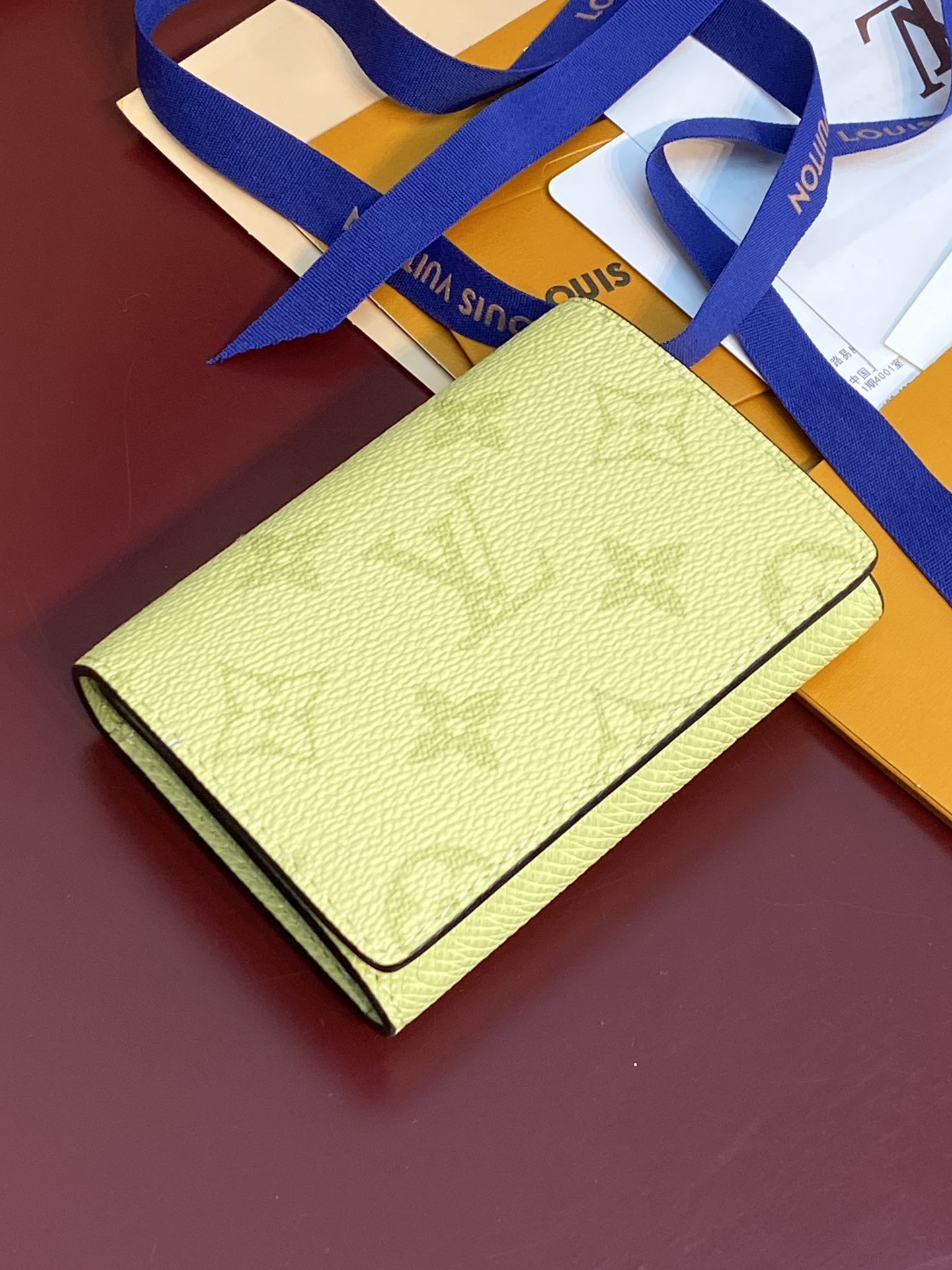  M14118 天空黄！ENVELOPPE CARTE DE VISITE 名片夹、采用Damier G