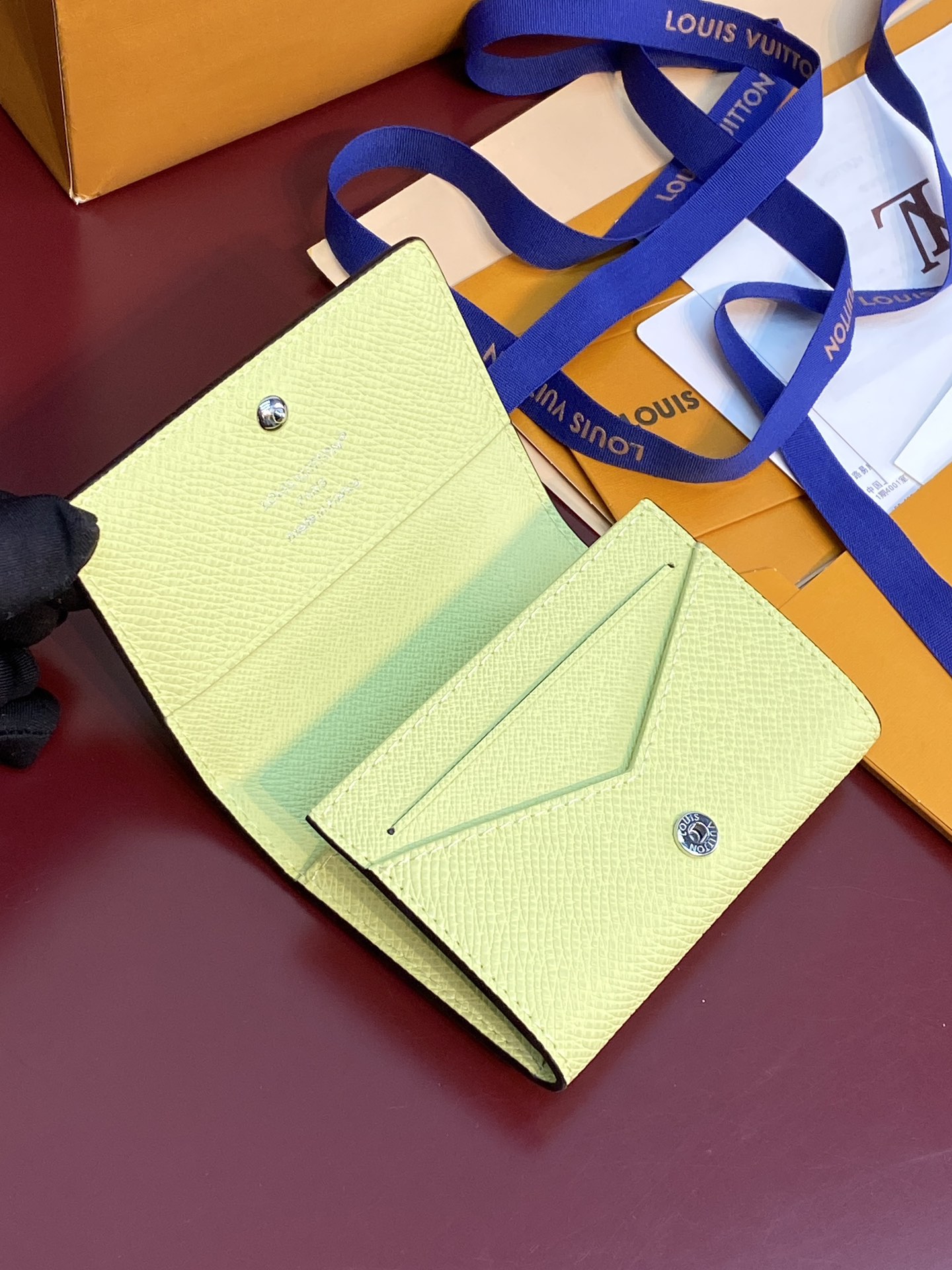  M14118 天空黄！ENVELOPPE CARTE DE VISITE 名片夹、采用Damier G