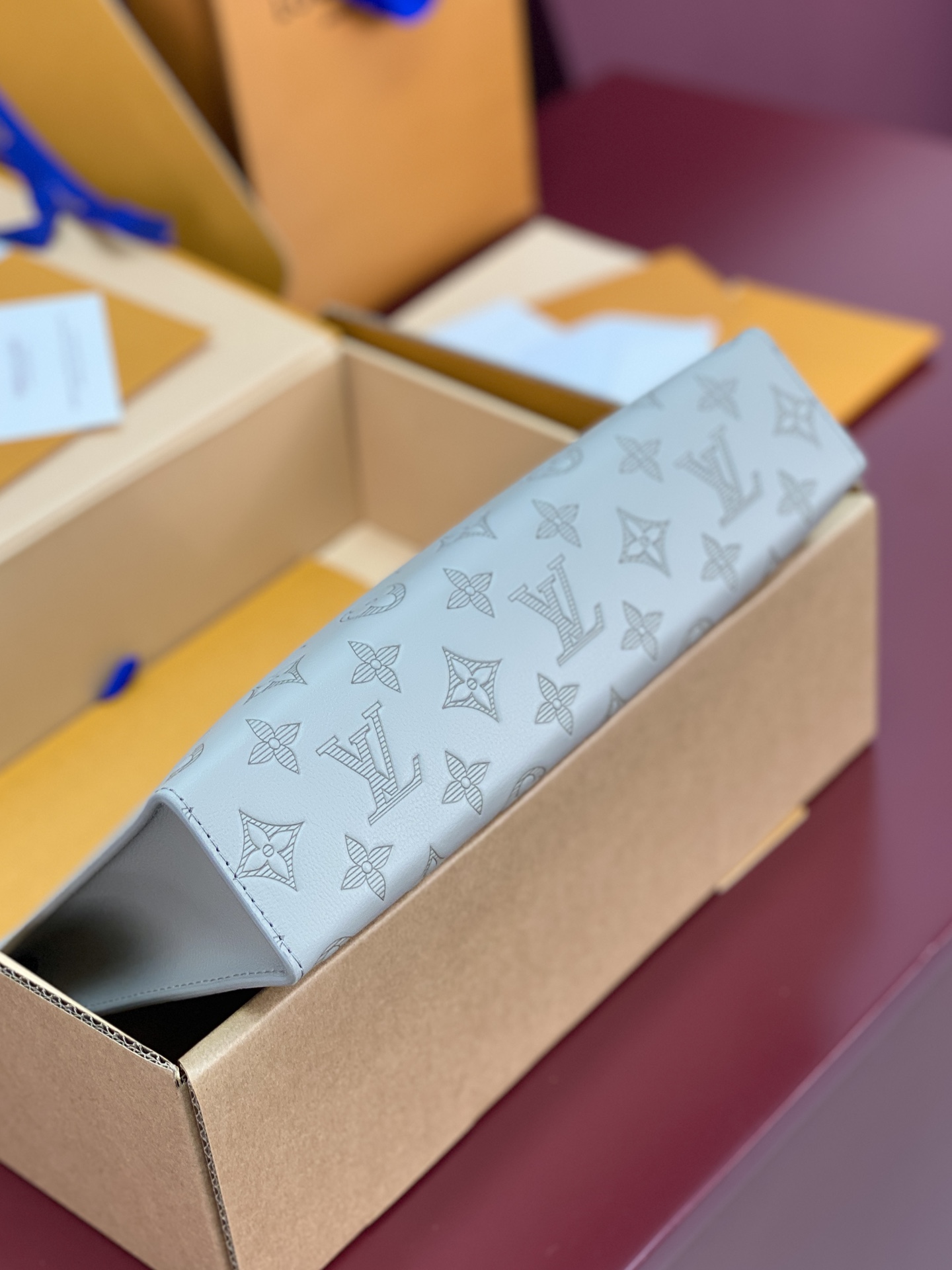 升级版本⚠️M61692 新压花冰灰！ （此款采用头层牛皮制作）Monogram Eclipse帆布裁