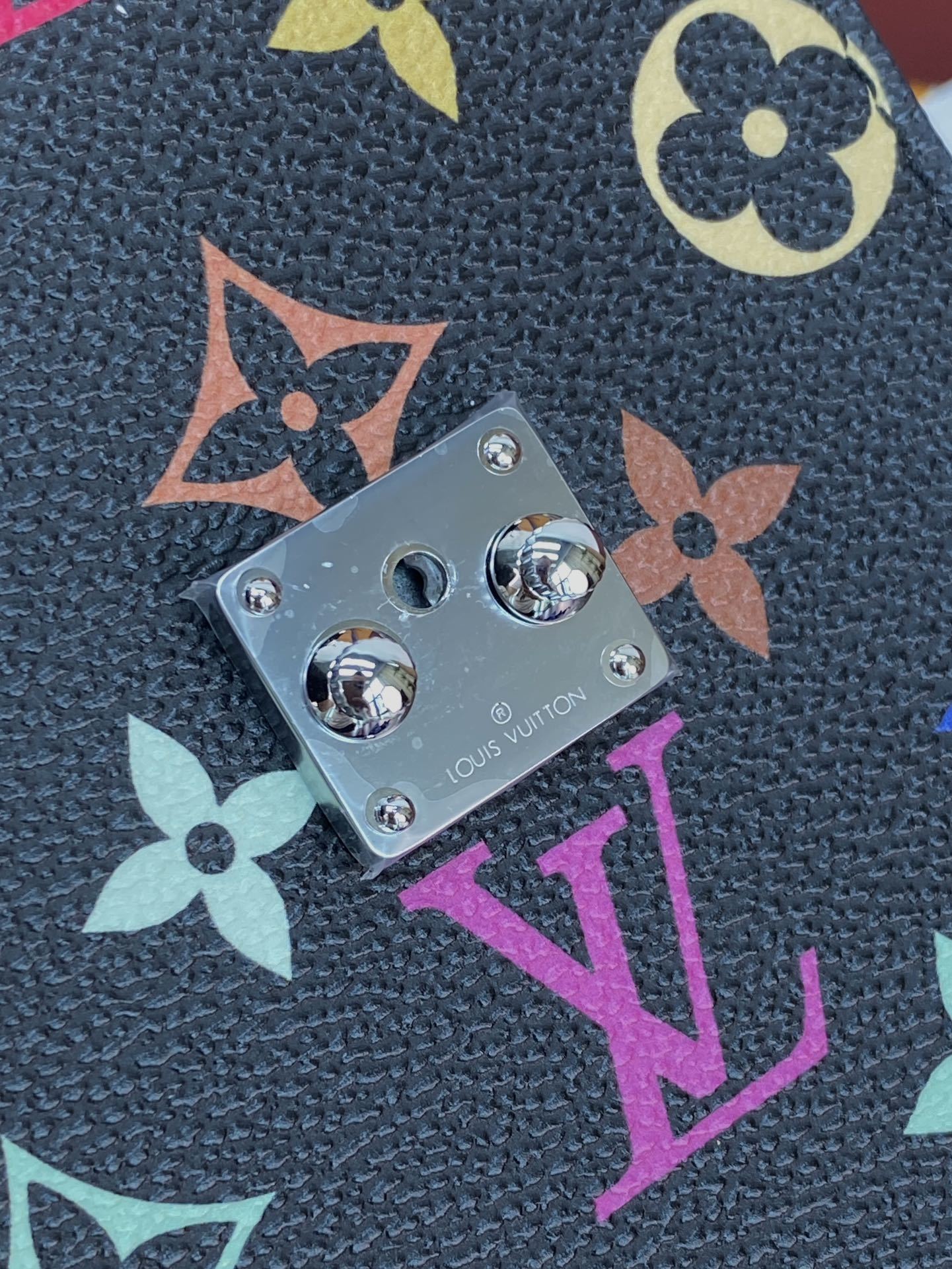 M14098 黑彩 全钢五金!芯片版、Phone Pouch Métis!獨特復刻版系列的Phone P