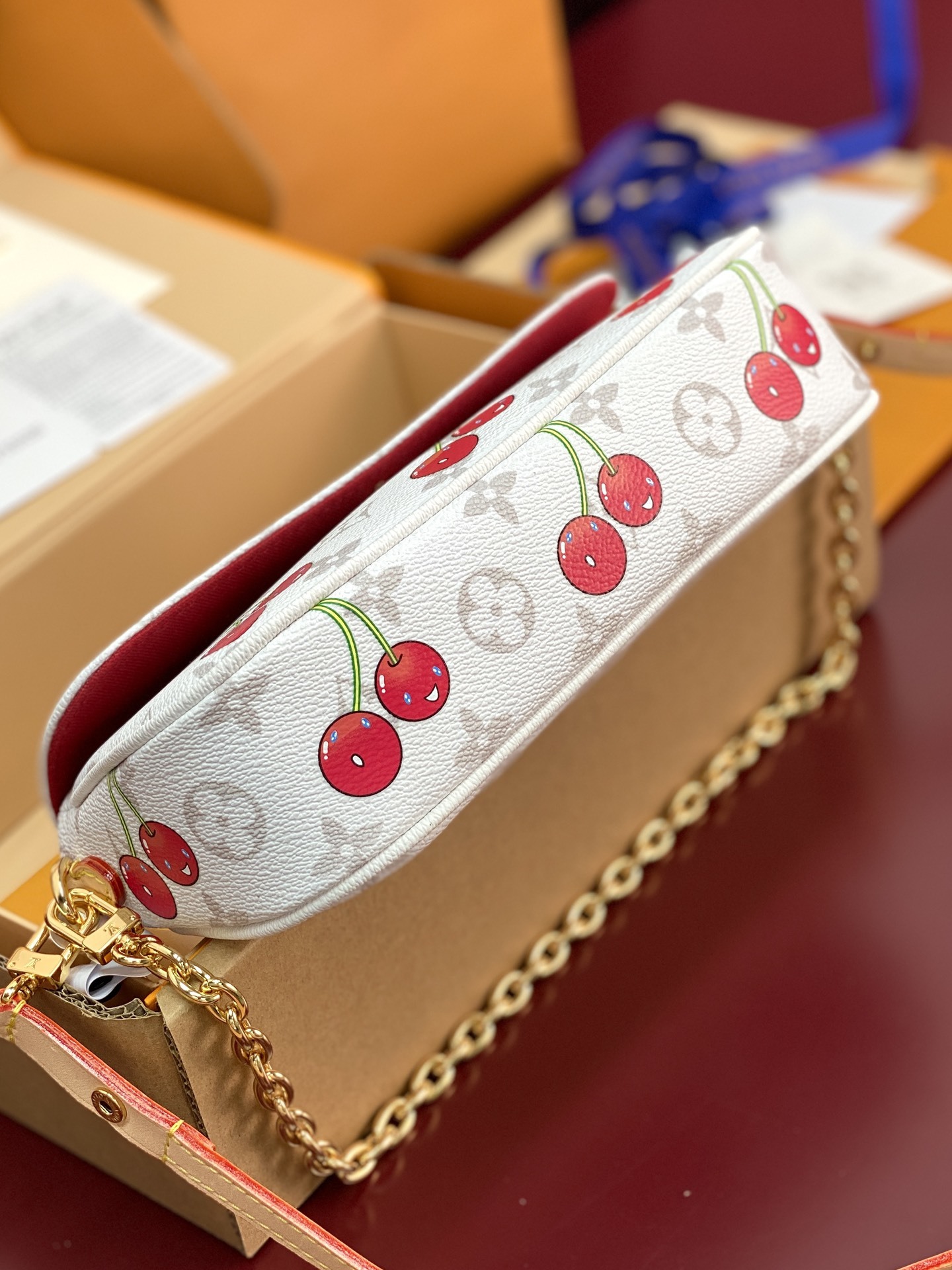 升级版本⚠️M14239 樱桃!LV x TM WALLETON CHAIN IVY 手袋、Wallet