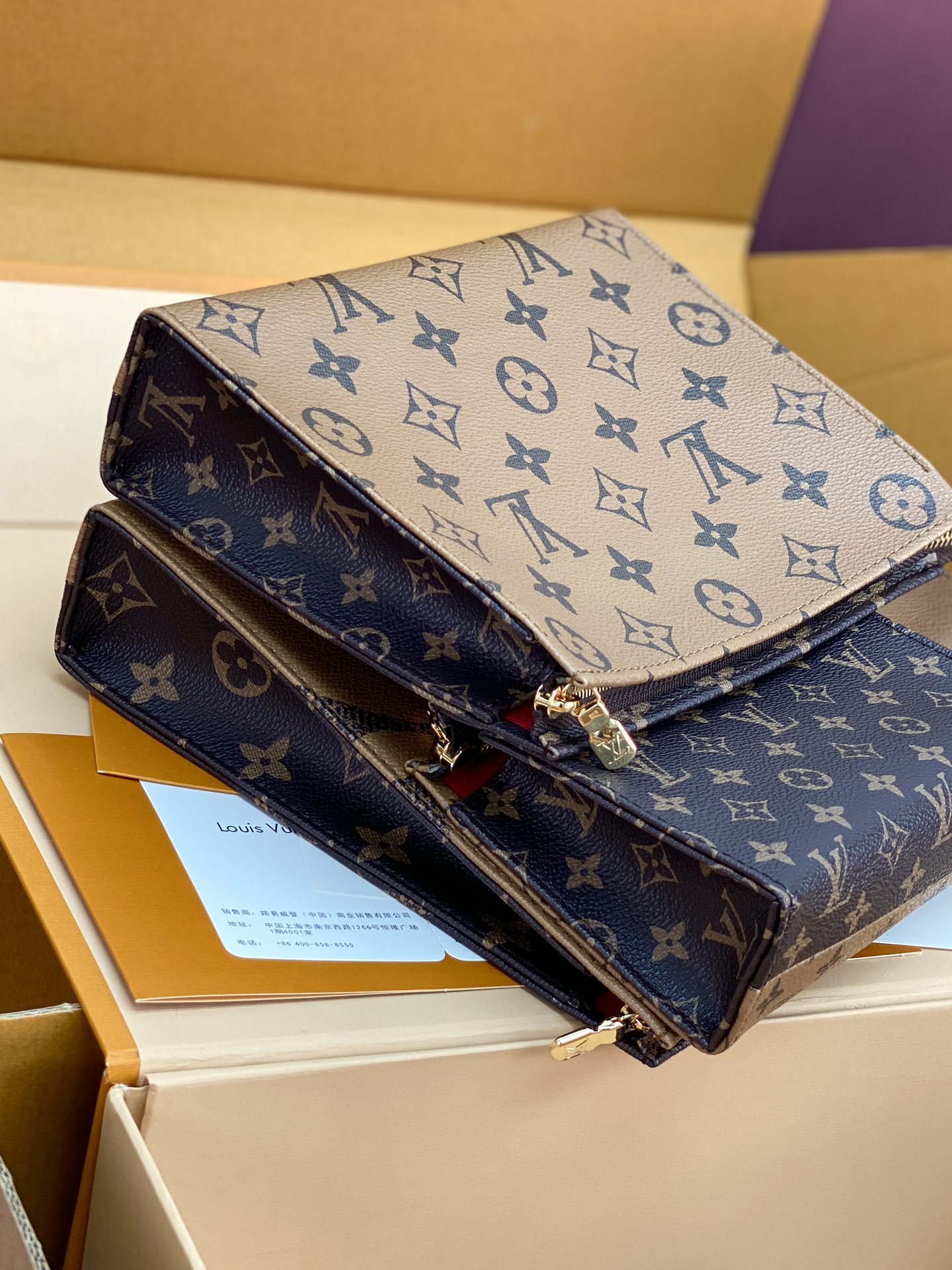 升级版本⚠️M11248 三合一 M11248TRIO 盥洗袋、本款 Trio 盥洗袋套装取材 Mono