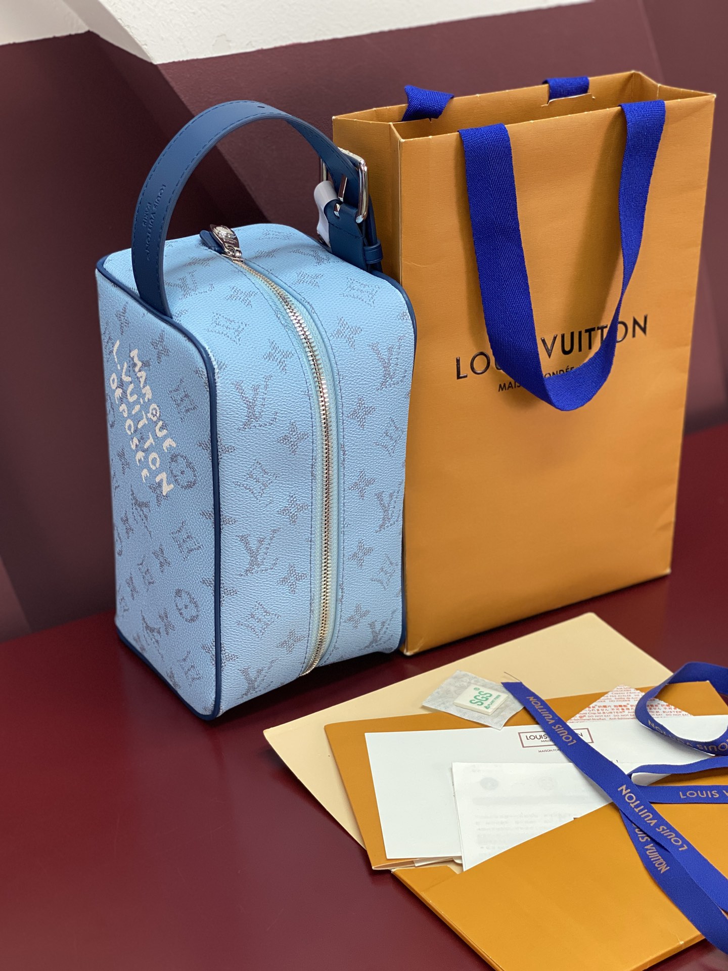 M14839 蓝条纹！芯版版！LOCKER DOPP KIT 盥洗袋取材 Pharrell Willia