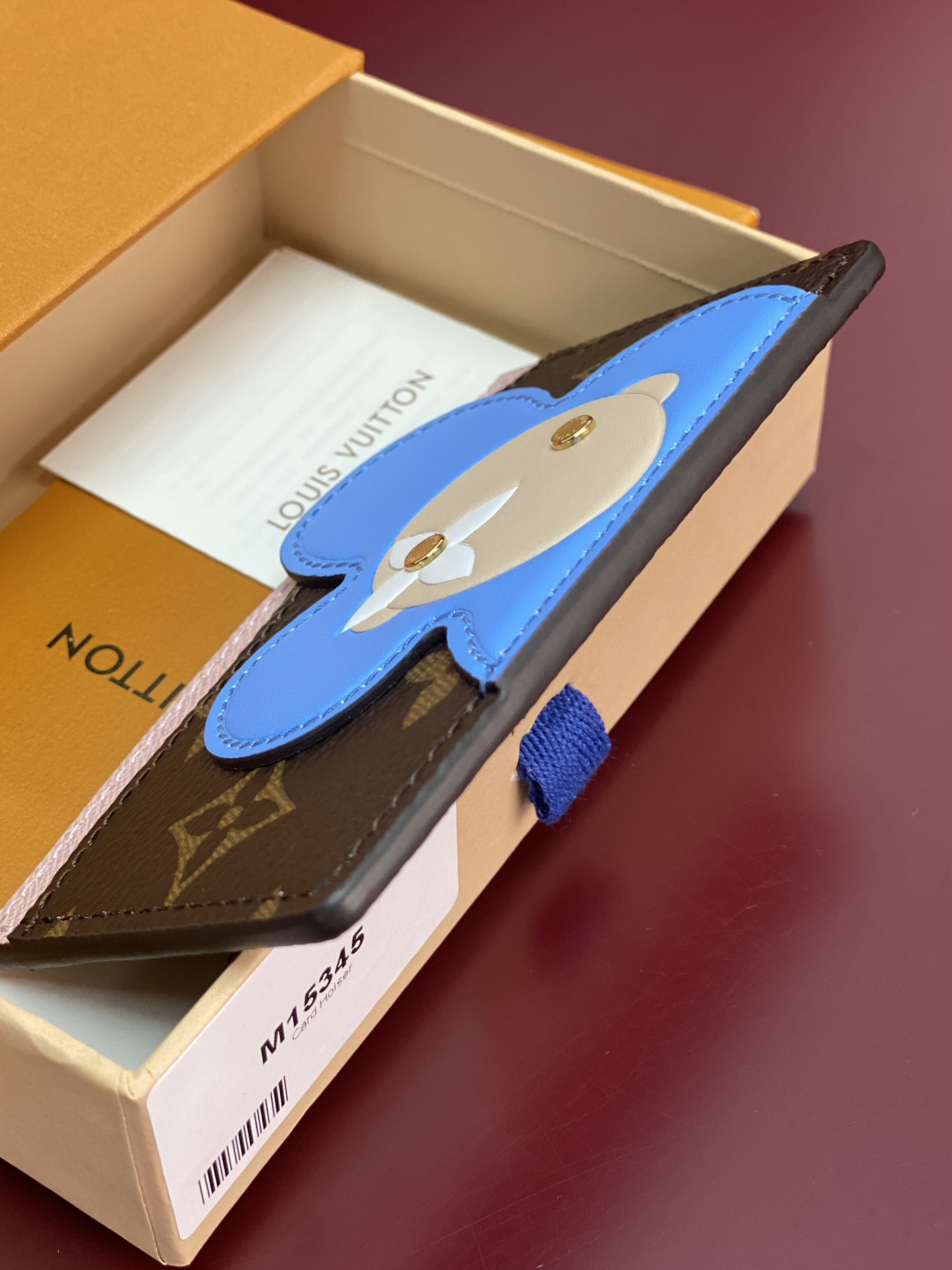 M15345 圣诞款！(高品质⚠️)卡夹、本款 Vivienne 卡夹为 Monogram 帆布顶部融入