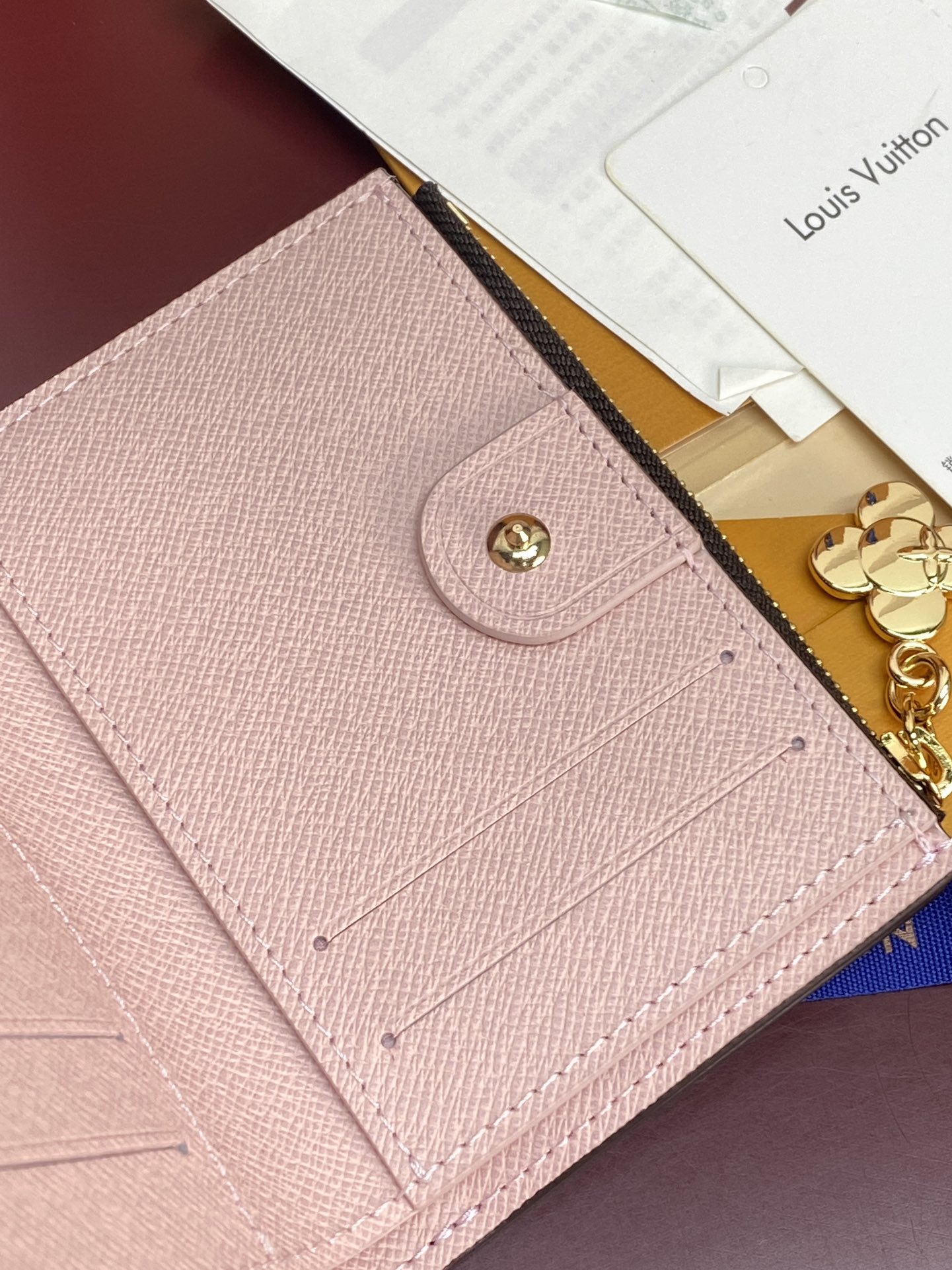 M15334 圣诞款！(高品质⚠️)LISA 钱夹、本款 Lisa 钱夹来自 Vivienne Wint