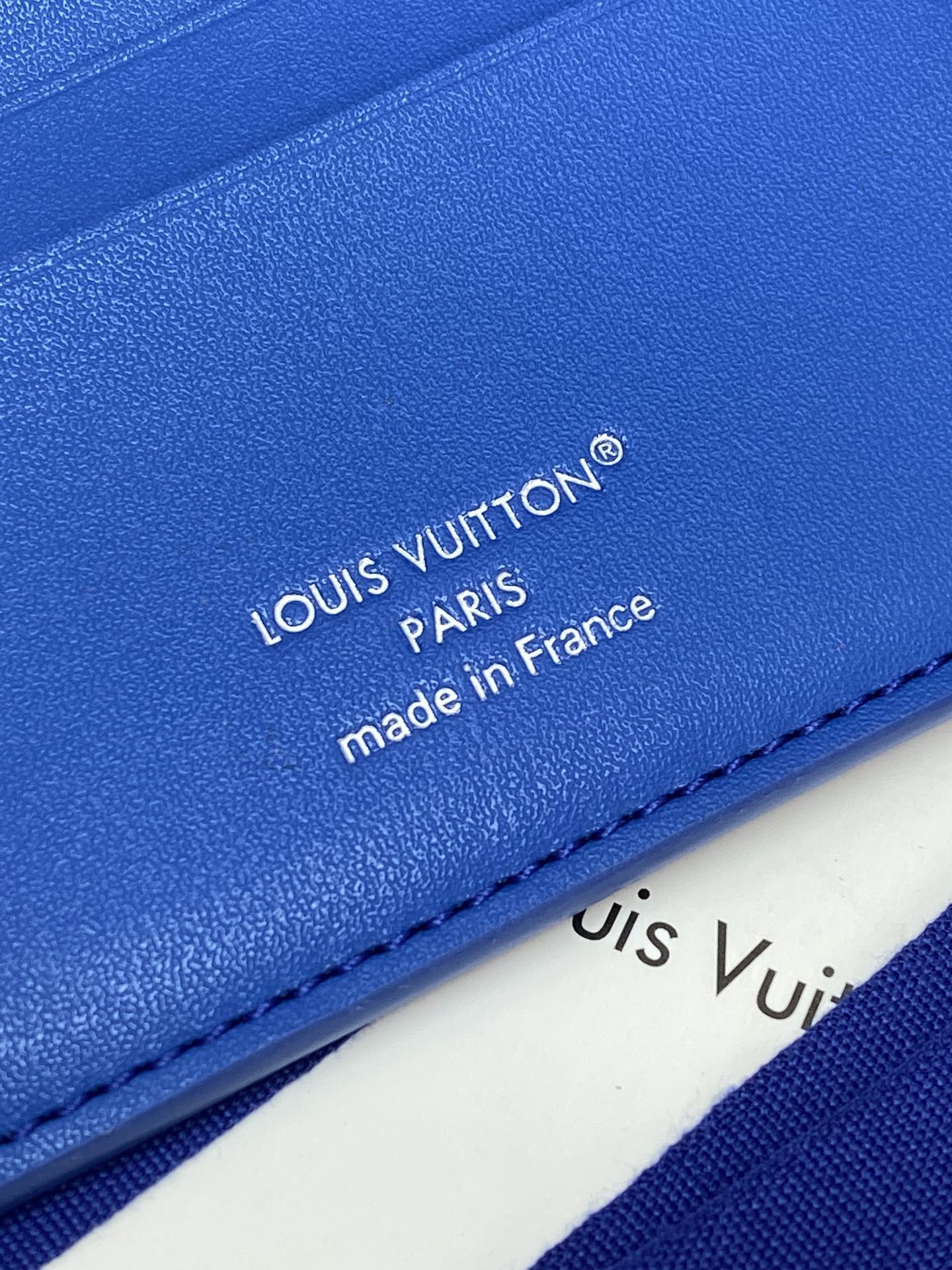 M25801 蓝色！🐢MULTIPLE 钱夹、本款 Multiple 钱夹为 Epi 牛皮革压印别致肌理