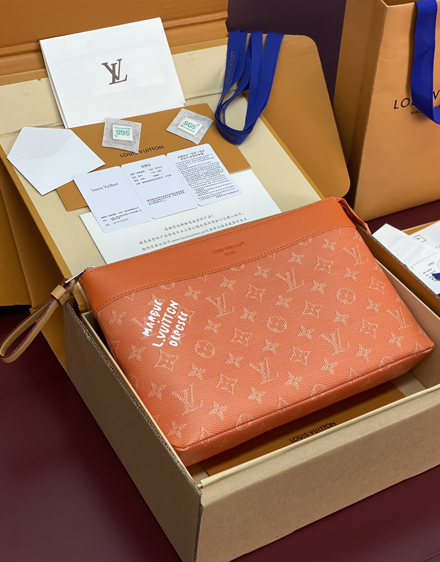 升级版本⚠️M12665 橙色！POCHETTE VOYAGE SOUPLE 手拿包 Pochette 