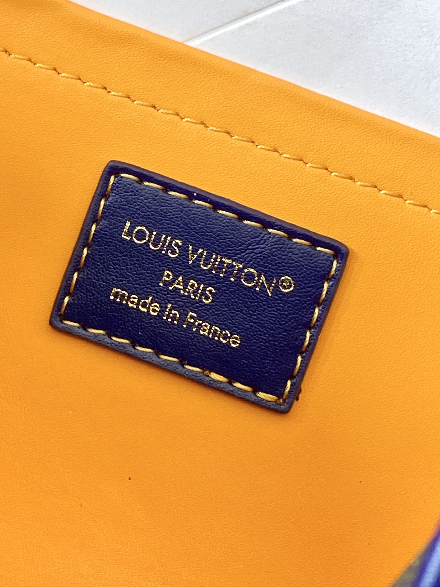 M25902 蓝条纹！芯版版！LOCKER DOPP KIT 盥洗袋取材 Pharrell Willia