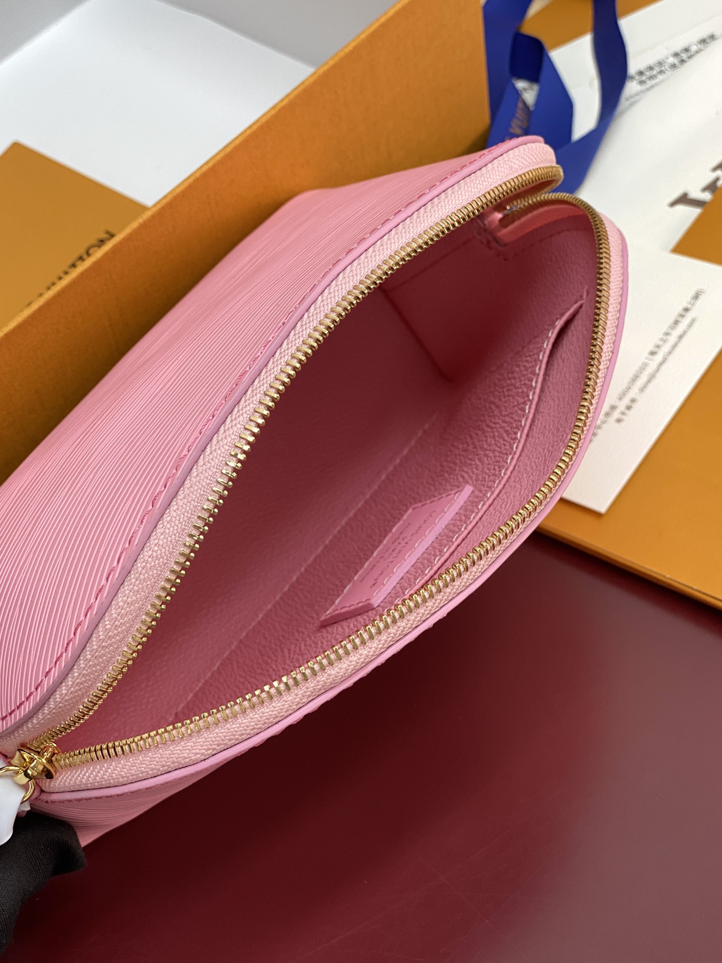 M15198粉色 水波纹化妆包 当季新款 POCHETTE COSMÉTIQUE 小号化妆包 本款 Po