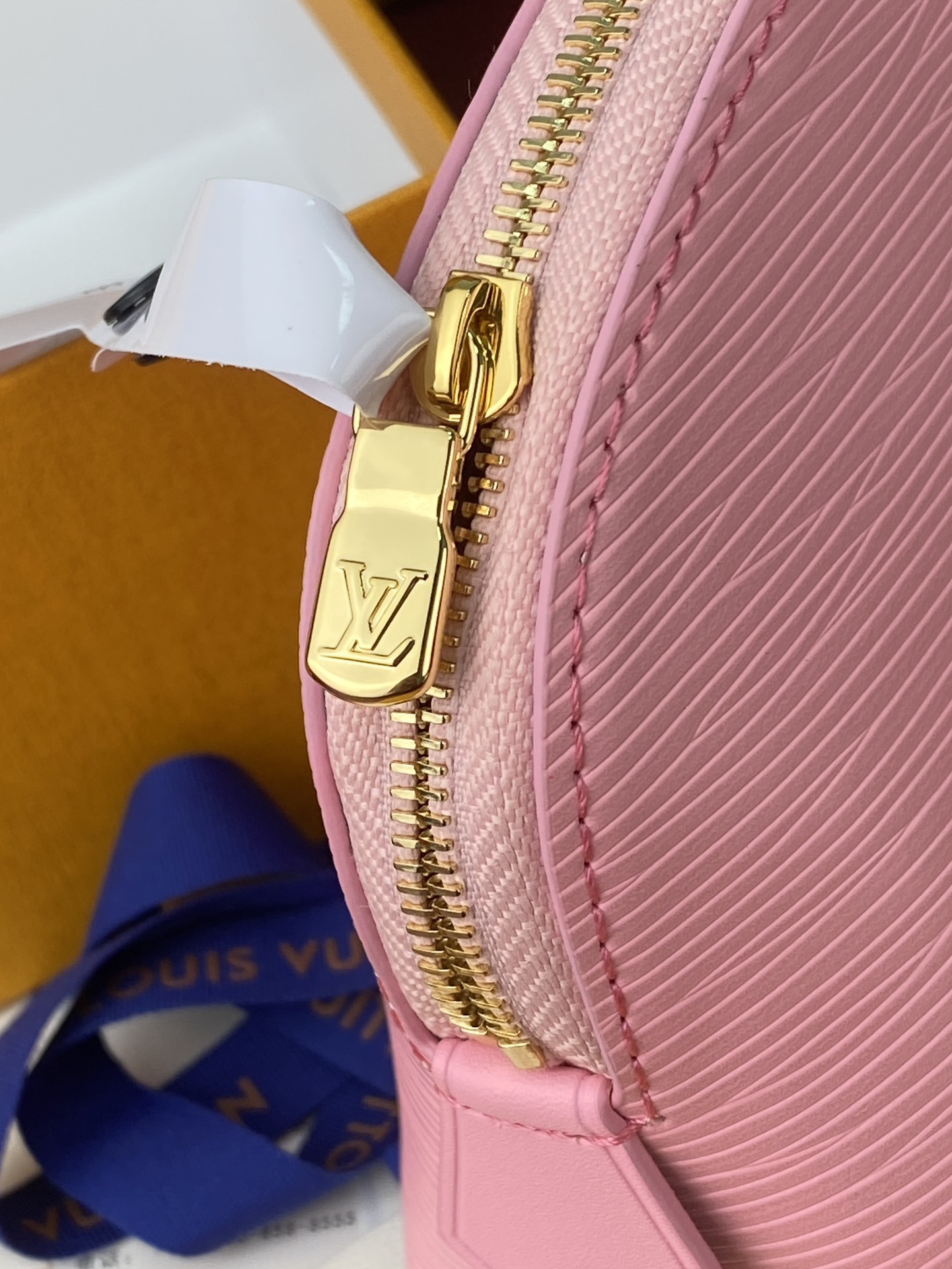 M15198粉色 水波纹化妆包 当季新款 POCHETTE COSMÉTIQUE 小号化妆包 本款 Po